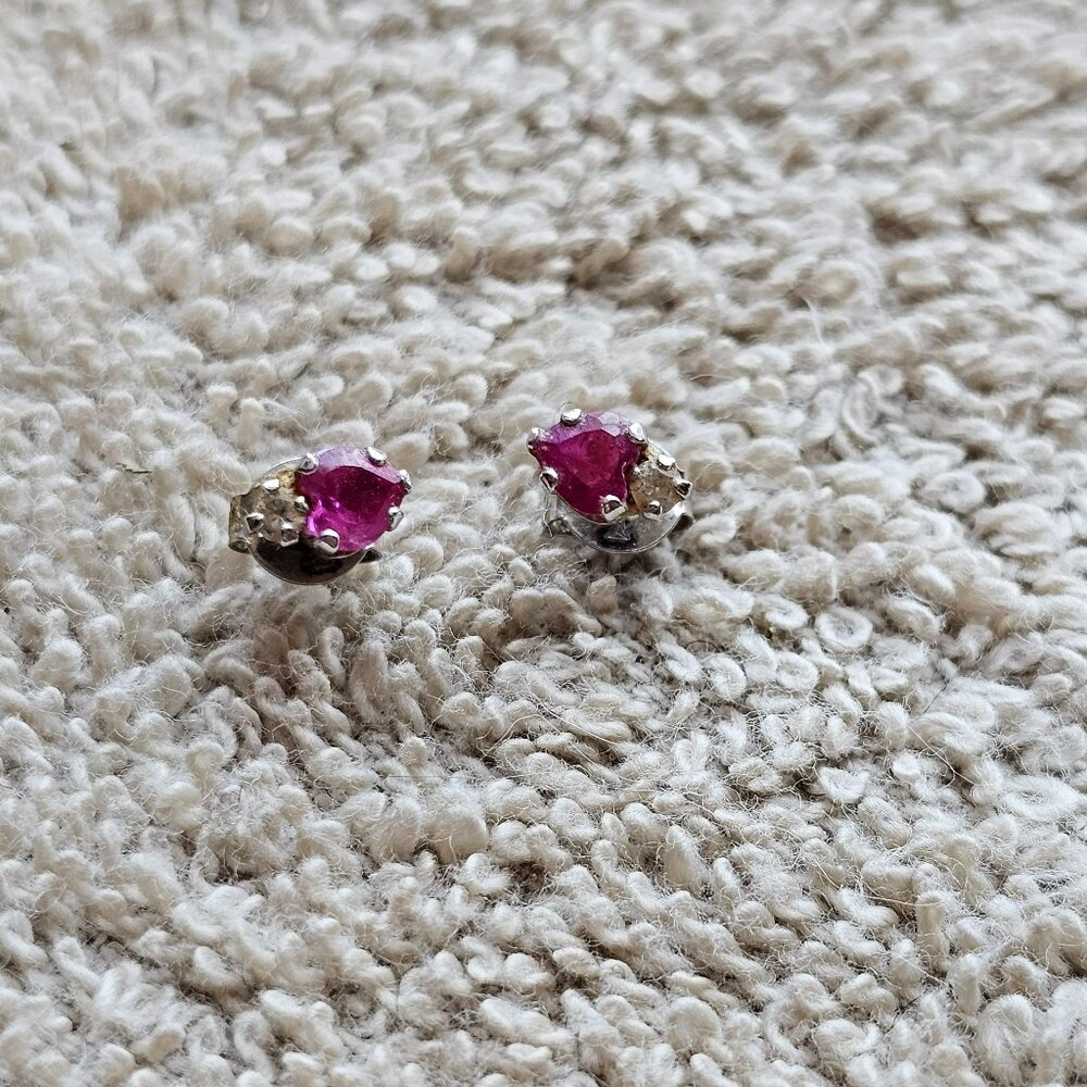 Pink Diamond hearts with white sapphires.